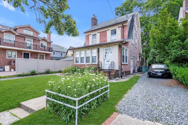 Backyard, Exterior, Facade, Brick Facade, Queen Anne Victorian