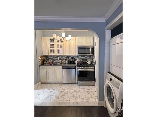 Interior, Kitchen, Stainless Steel Appliances, Washer, Wood Texture Flooring