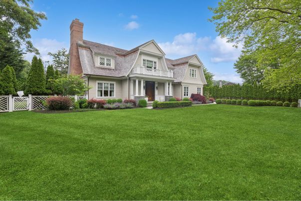Backyard, Exterior, Facade, Cape Cod