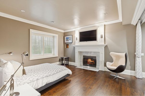 Bedroom, Fireplace, Interior, Recessed Lighting, Wood Texture Flooring