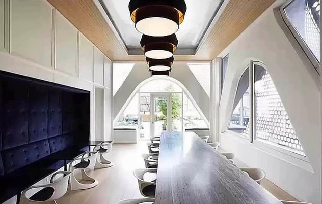 Interior, Pendant Lights, Wood Texture Flooring