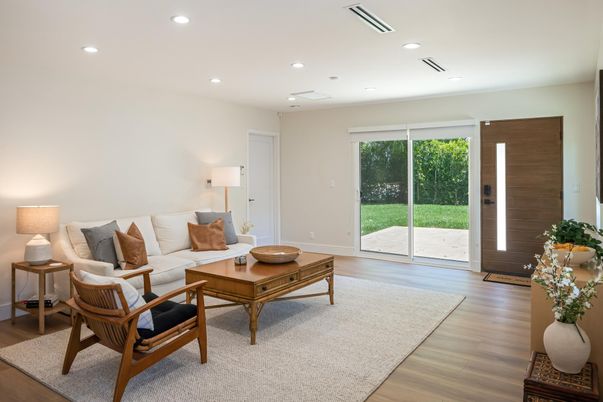 Interior, Living room, Recessed Lighting, Wood Texture Flooring