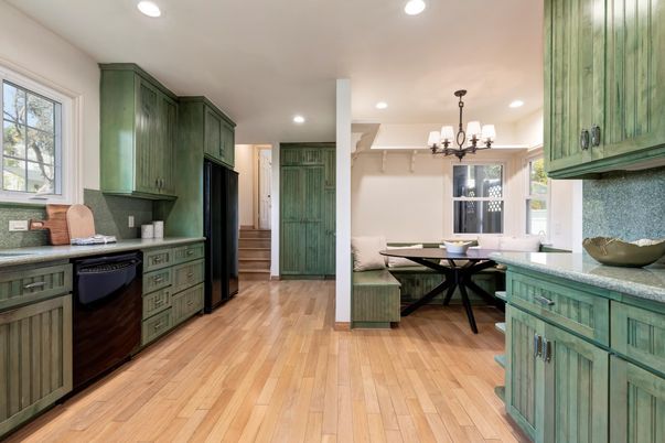 Chandelier, Dining room, Interior, Kitchen, Recessed Lighting, Wood Texture Flooring