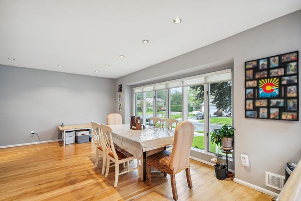 Dining room, Interior, Recessed Lighting, Wood Texture Flooring
