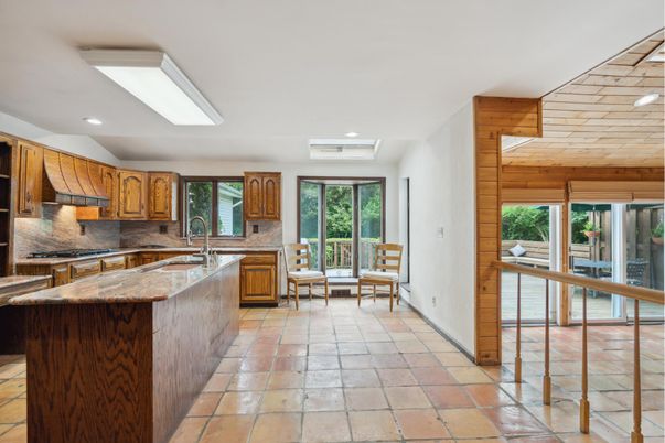 Interior, Kitchen, Recessed Lighting, Wooden Walls
