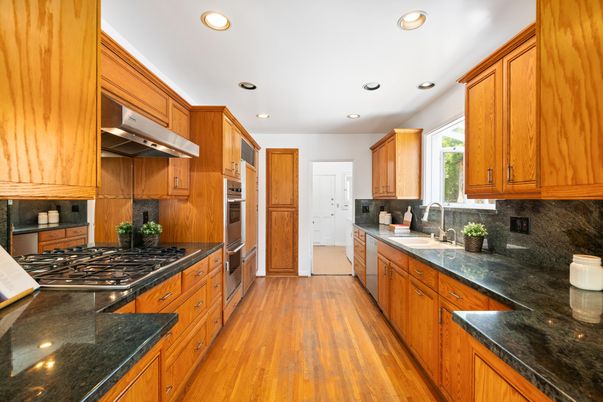 Interior, Kitchen, Recessed Lighting, Wood Texture Flooring