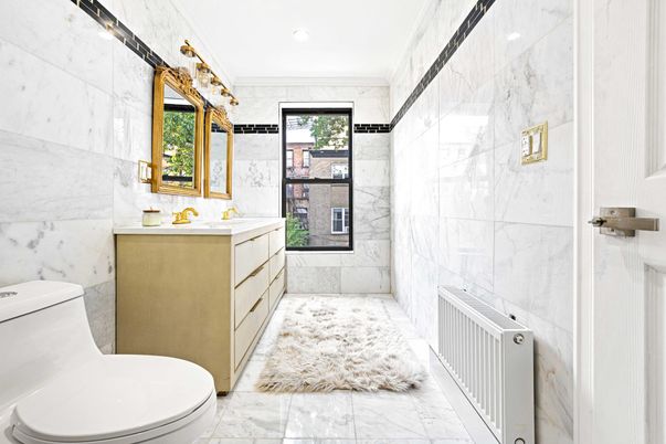 Bathroom, Interior, Marble, Marble Walls, Recessed Lighting