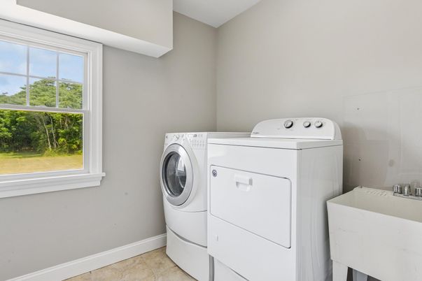 Interior, Washer
