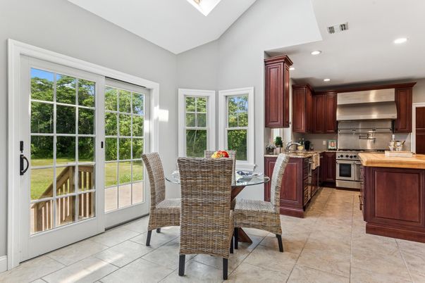 Dining room, Interior, Kitchen, Recessed Lighting, Stainless Steel Appliances