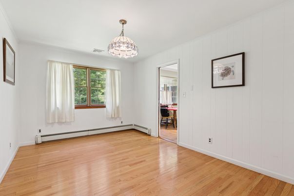 Chandelier, Empty room, Interior, Pendant Lights, Wood Texture Flooring