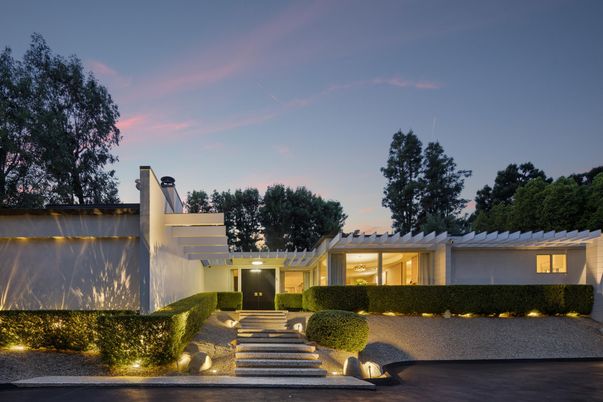 Exterior, Facade, Spanish Mediterranean