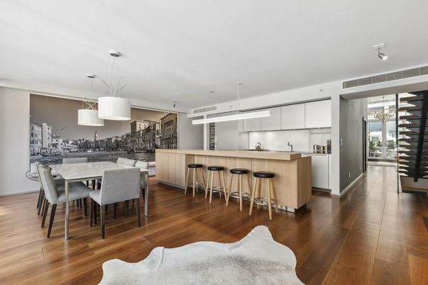 Dining room, Interior, Kitchen, Pendant Lights, Wood Texture Flooring
