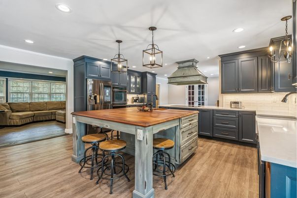 Interior, Kitchen, Living room, Pendant Lights, Recessed Lighting, Stainless Steel Appliances, Wood Texture Flooring