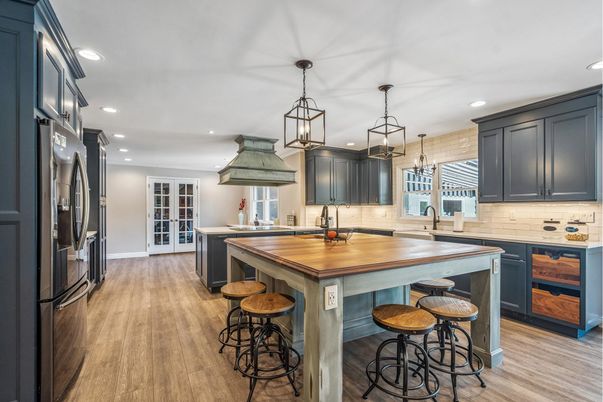 Interior, Kitchen, Pendant Lights, Recessed Lighting, Wood Texture Flooring