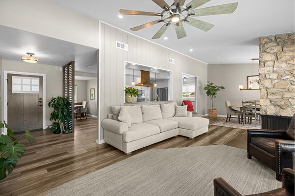 Dining room, Interior, Living room, Pendant Lights, Recessed Lighting, Stone Walls, Wood Texture Flooring