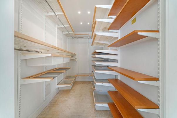 Interior, Recessed Lighting, Walk-in Closets