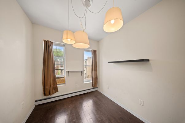 Interior, Pendant Lights, Wood Texture Flooring