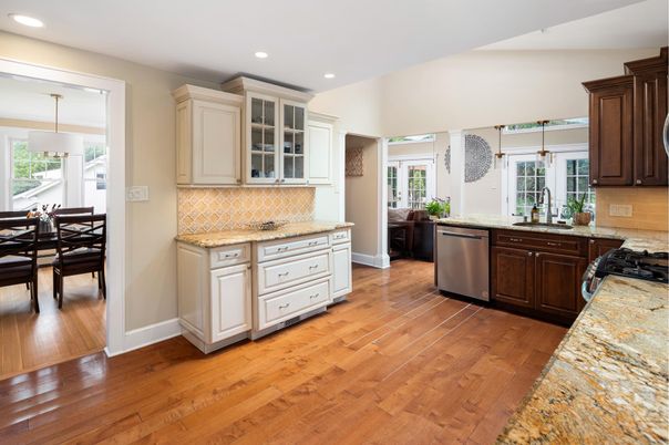 Dining room, Interior, Kitchen, Recessed Lighting, Wood Texture Flooring