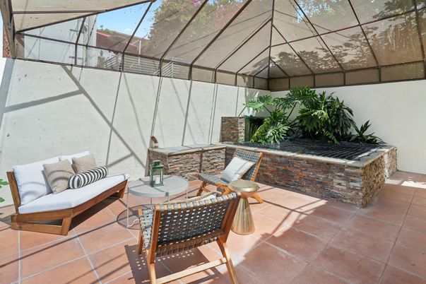 Exterior, Glass Ceilings, Sun Room