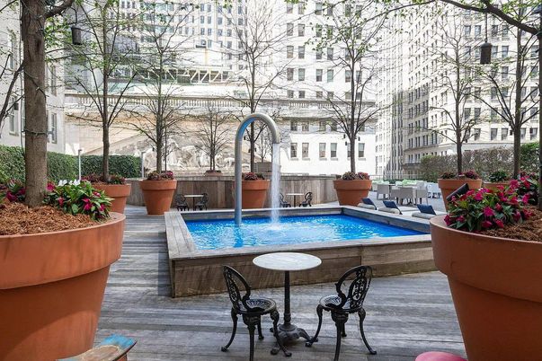 Exterior, Pool