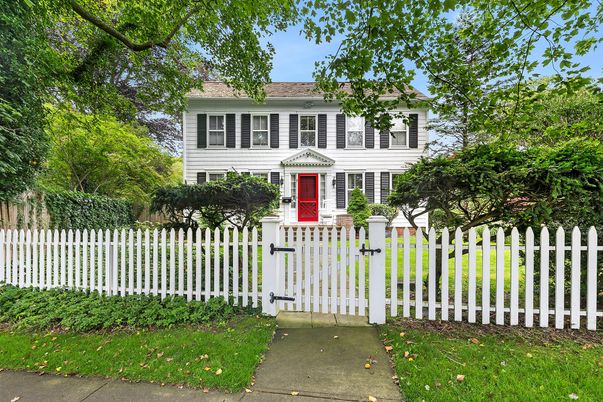 Backyard, Exterior, Facade, Georgian