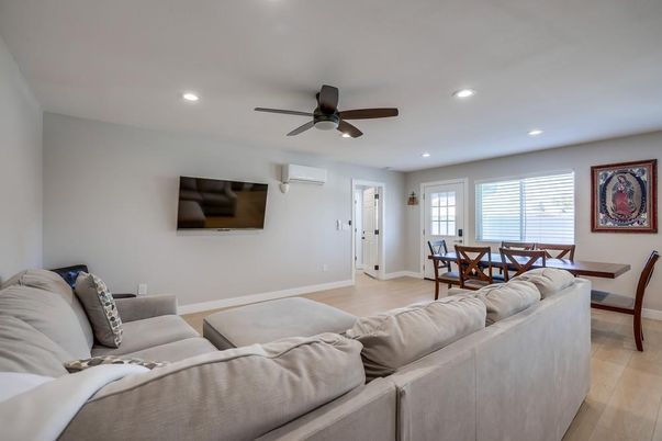 Dining room, Interior, Living room, Recessed Lighting, Wood Texture Flooring