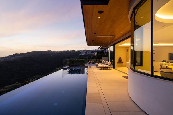 Exterior, Pool, Other
