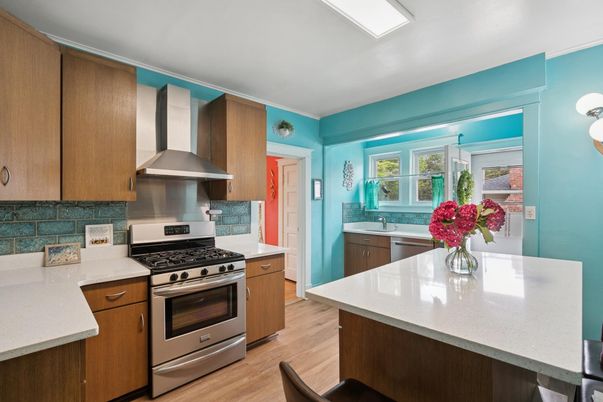 Interior, Kitchen, Stainless Steel Appliances, Wood Texture Flooring