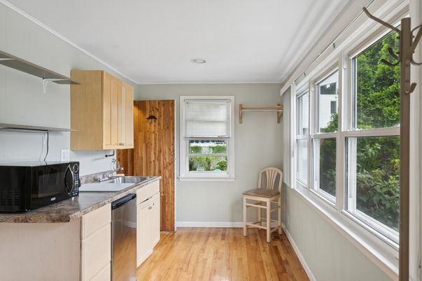Interior, Kitchen, Recessed Lighting, Wood Texture Flooring
