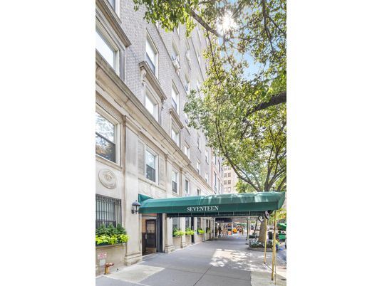Exterior, Facade, None