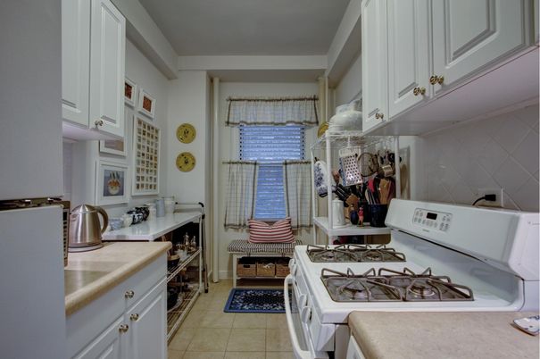Interior, Kitchen, Tile Countertops