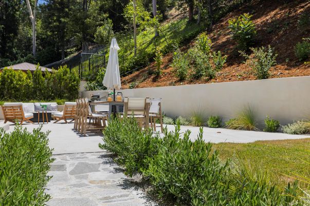Backyard, Exterior