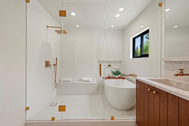 Bathroom, Free Standing Baths, Glass Shower, Interior, Recessed Lighting