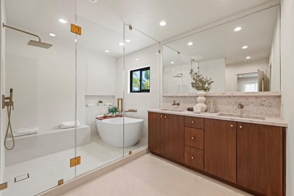 Bathroom, Dual Sink Vanities, Free Standing Baths, Glass Shower, Interior, Recessed Lighting