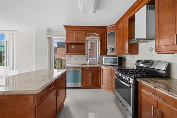 Interior, Kitchen, Stainless Steel Appliances