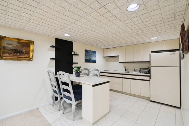 Dining room, Interior, Kitchen, Recessed Lighting