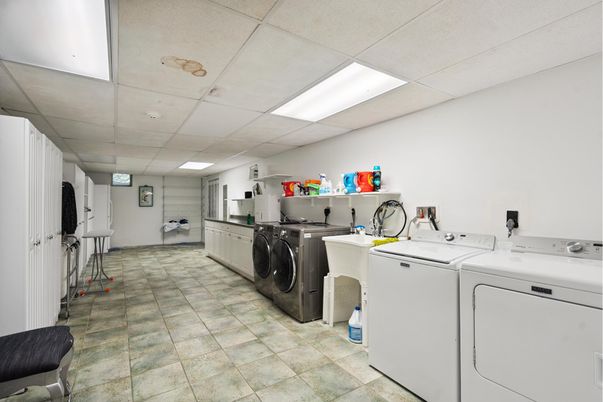 Interior, Recessed Lighting, Washer
