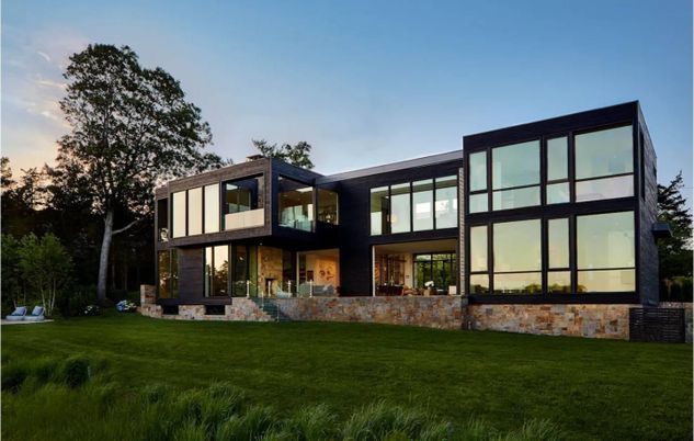 Backyard, Exterior, Facade, Modern