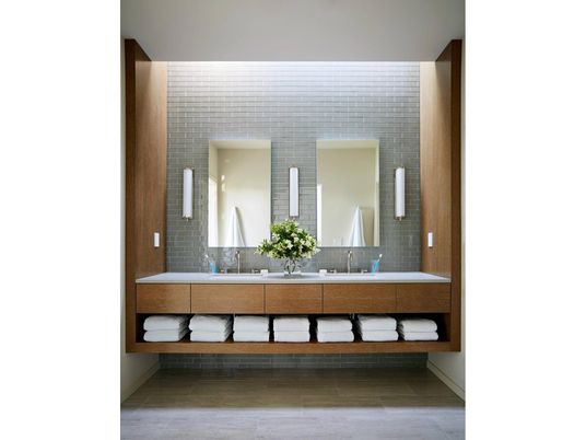 Bathroom, Dual Sink Vanities, Interior