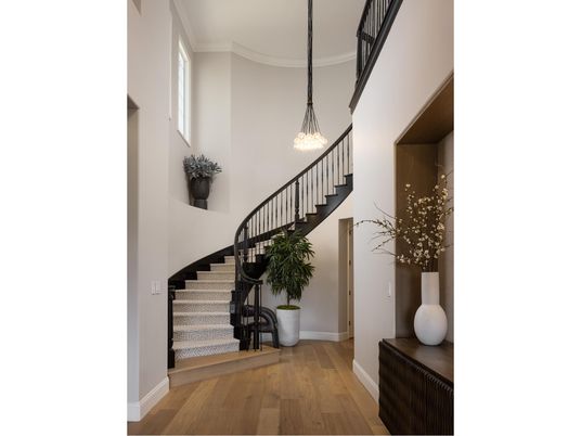 Interior, Pendant Lights, Wood Texture Flooring
