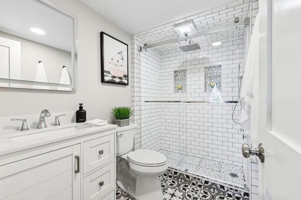Bathroom, Interior, Recessed Lighting