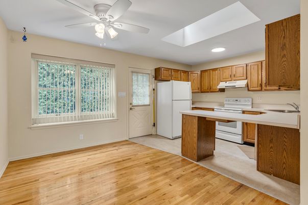 Interior, Kitchen, Recessed Lighting, Wood Texture Flooring
