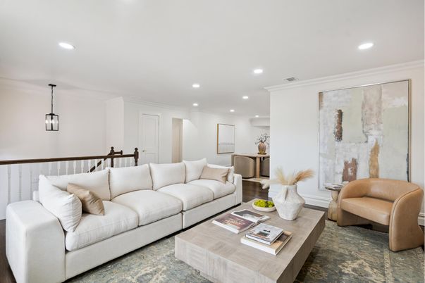 Interior, Living room, Pendant Lights, Recessed Lighting, Wood Texture Flooring