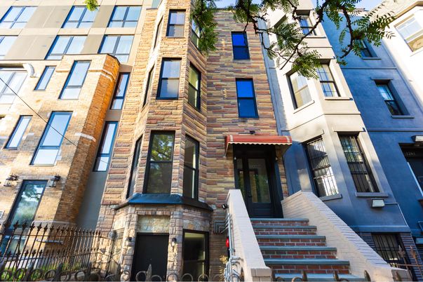 Exterior, Facade, Brick Facade, Rowhouse