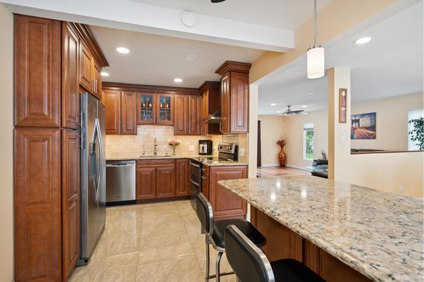 Interior, Kitchen, Pendant Lights, Recessed Lighting, Stainless Steel Appliances