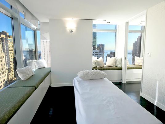 Bedroom, Interior, Water