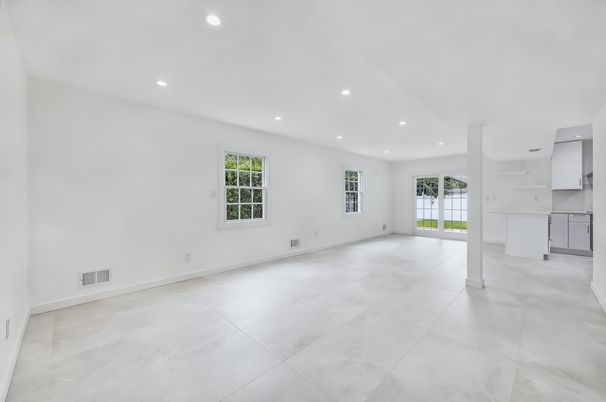 Empty room, Interior, Kitchen, Recessed Lighting