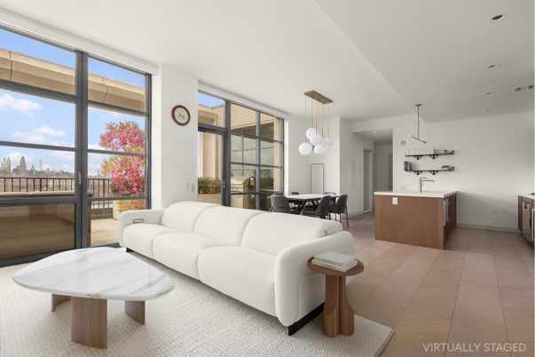 Dining room, Interior, Living room, Pendant Lights, Recessed Lighting