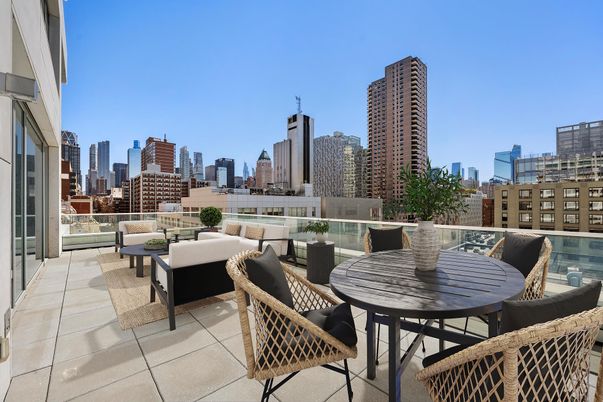 Exterior, Other, Skyline