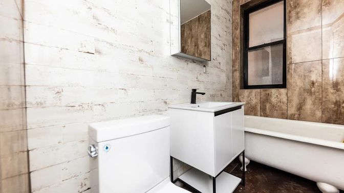 Bathroom, Interior